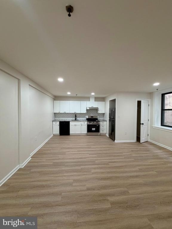 4804 Chester Avenue - Photo 2