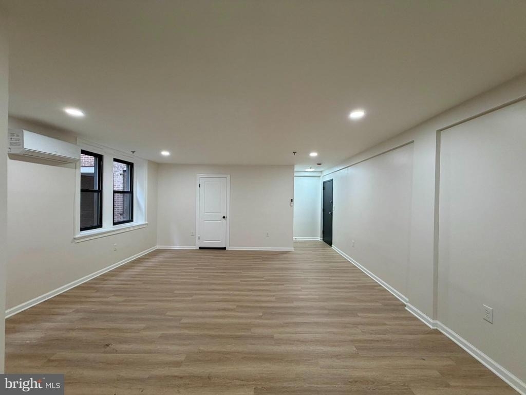 4804 Chester Avenue - Photo 6