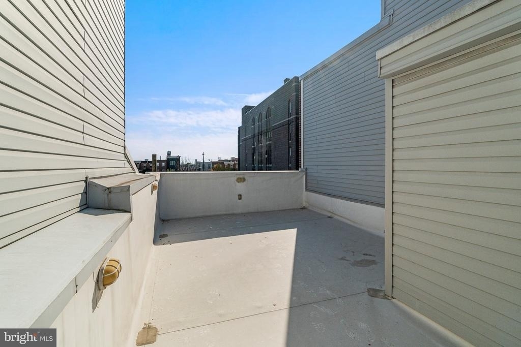 1515 Latona Street - Photo 30