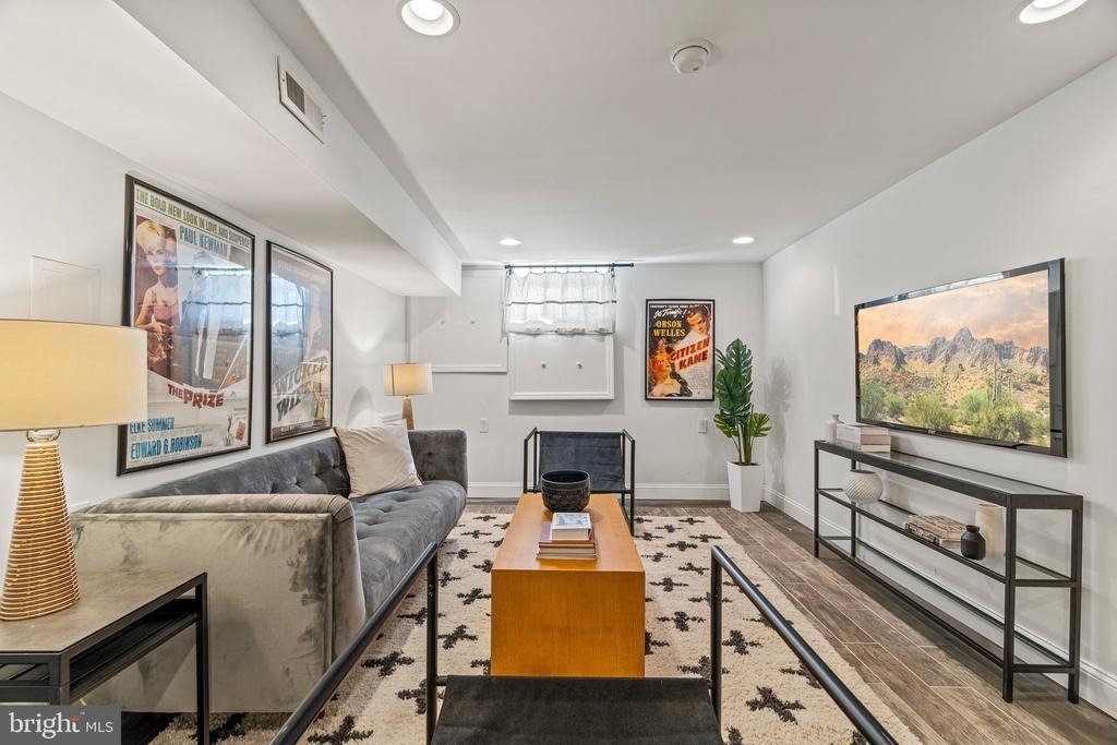 1515 Latona Street - Photo 14
