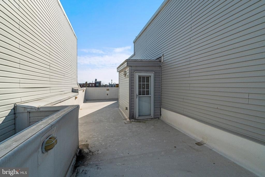1515 Latona Street - Photo 29