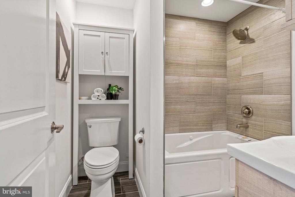 1515 Latona Street - Photo 23