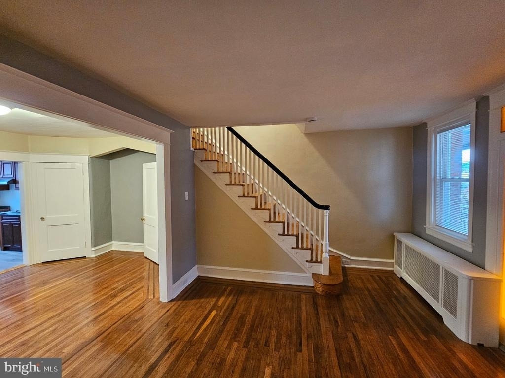 4008 Gilham Street - Photo 3