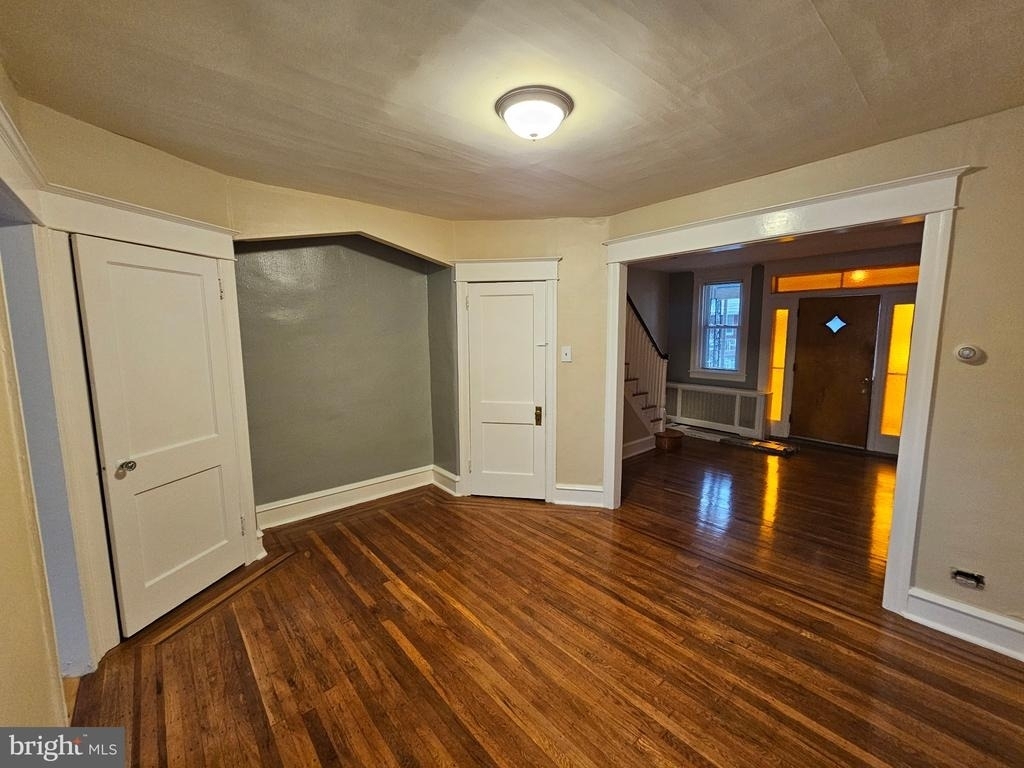 4008 Gilham Street - Photo 4