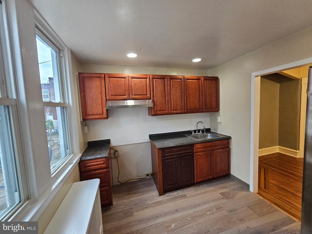 4008 Gilham Street - Photo 6