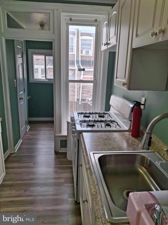 1718 Brill Street - Photo 6