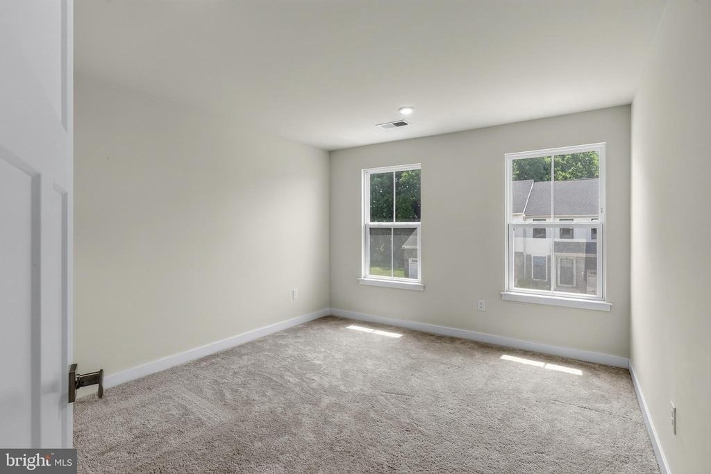 1047 Watson Court - Photo 34