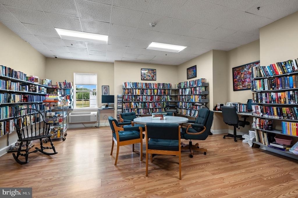 8204 Centennial Station - Photo 32