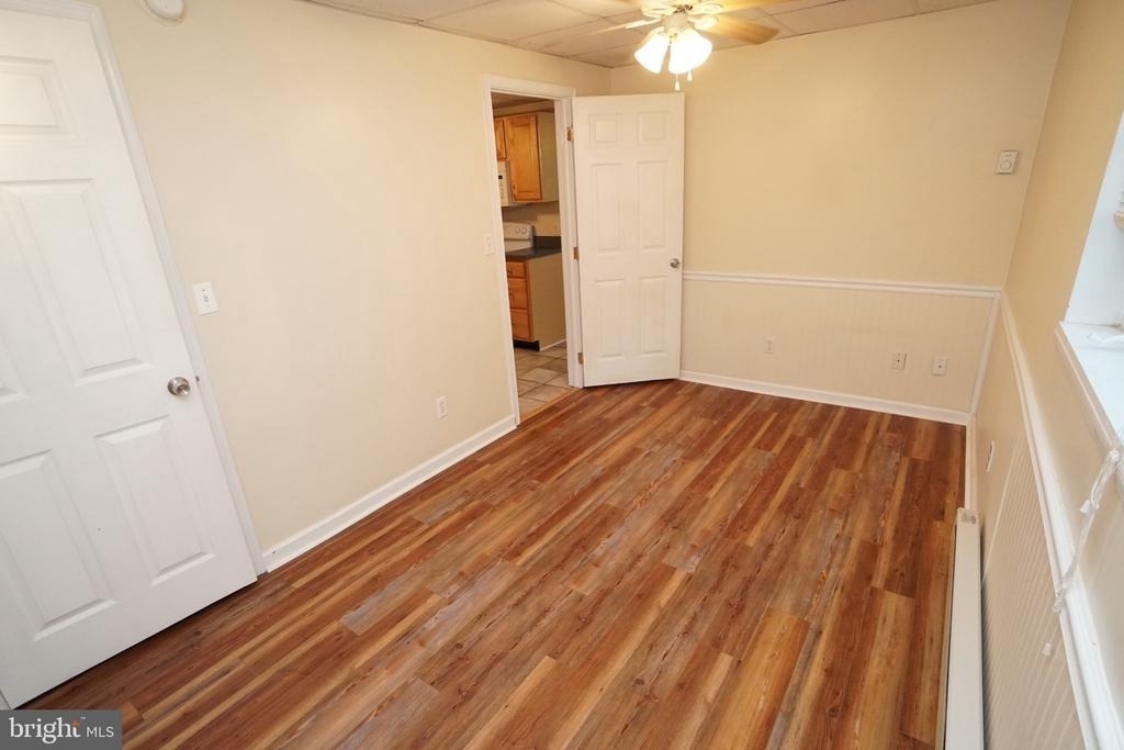 215 W Summit Street - Photo 8