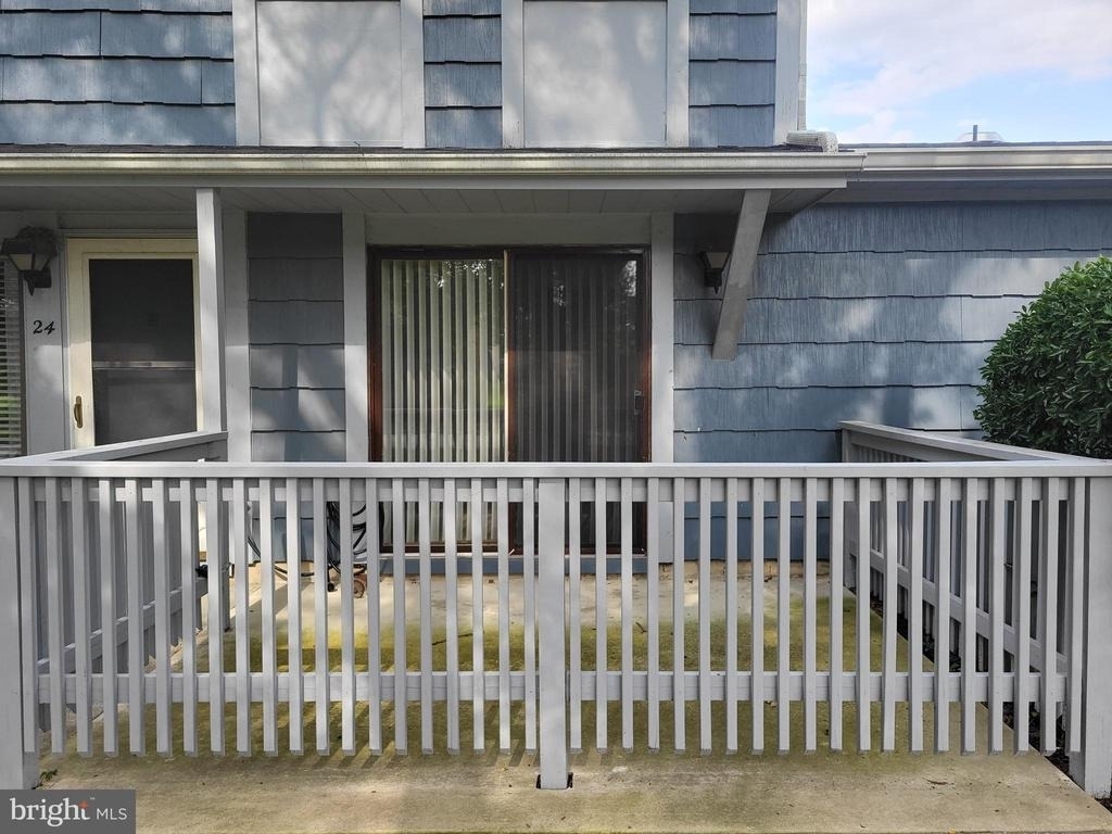 24 Maplewood - Photo 2