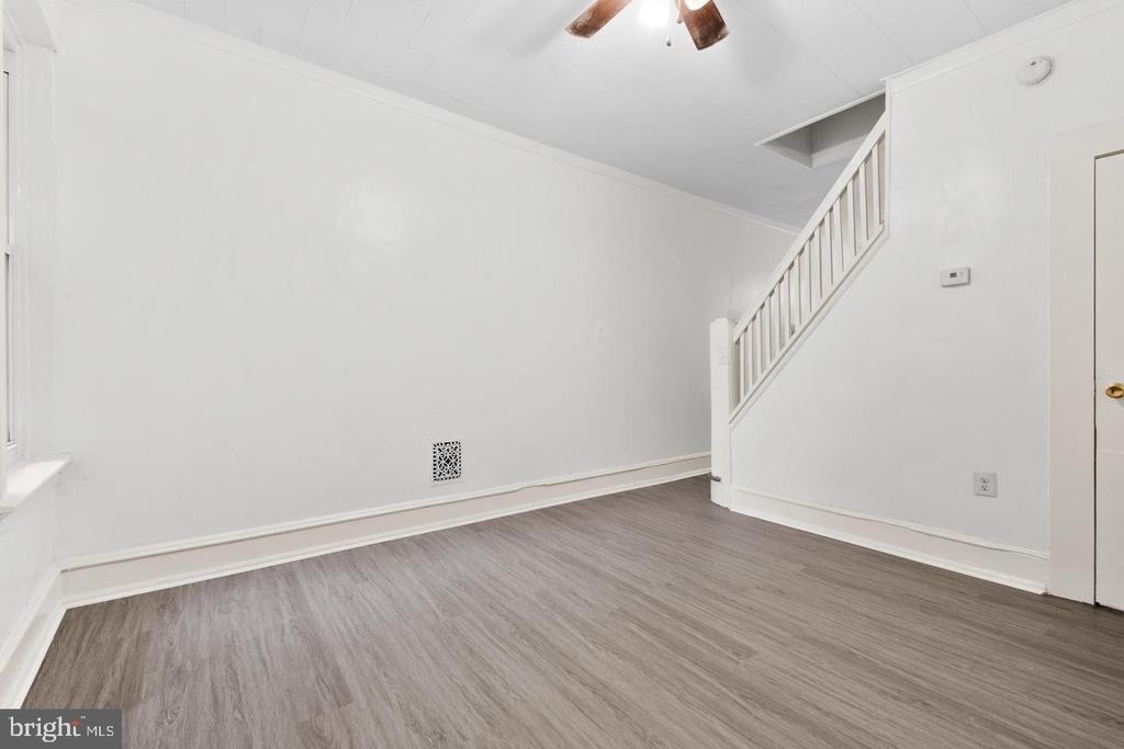 344 Middlesex Street - Photo 7