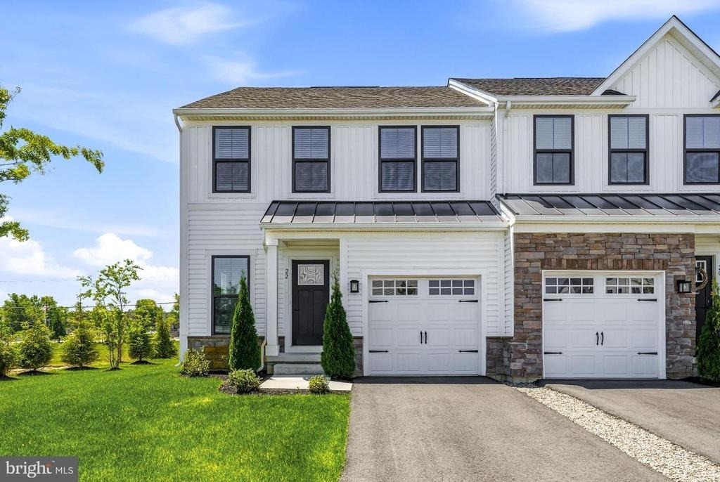 22 Cinnamon Lane - Photo 0