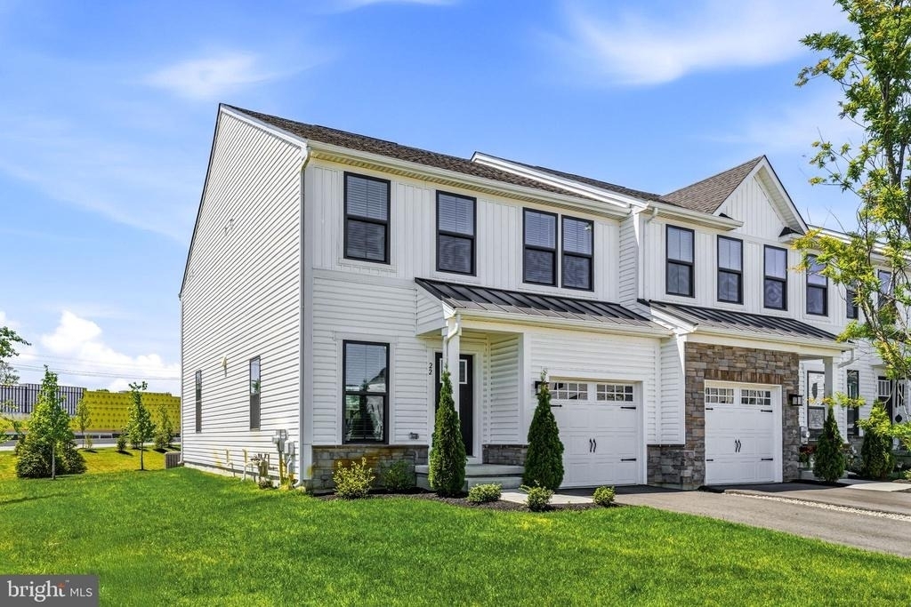 22 Cinnamon Lane - Photo 1