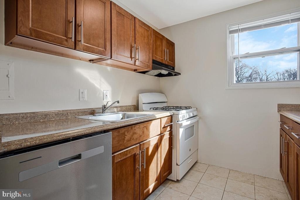 3823 Hamilton Street - Photo 6