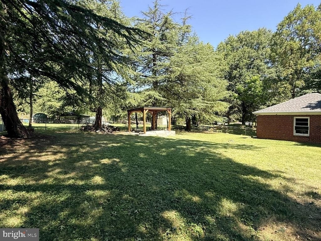 11308 Cedar Lane - Photo 3