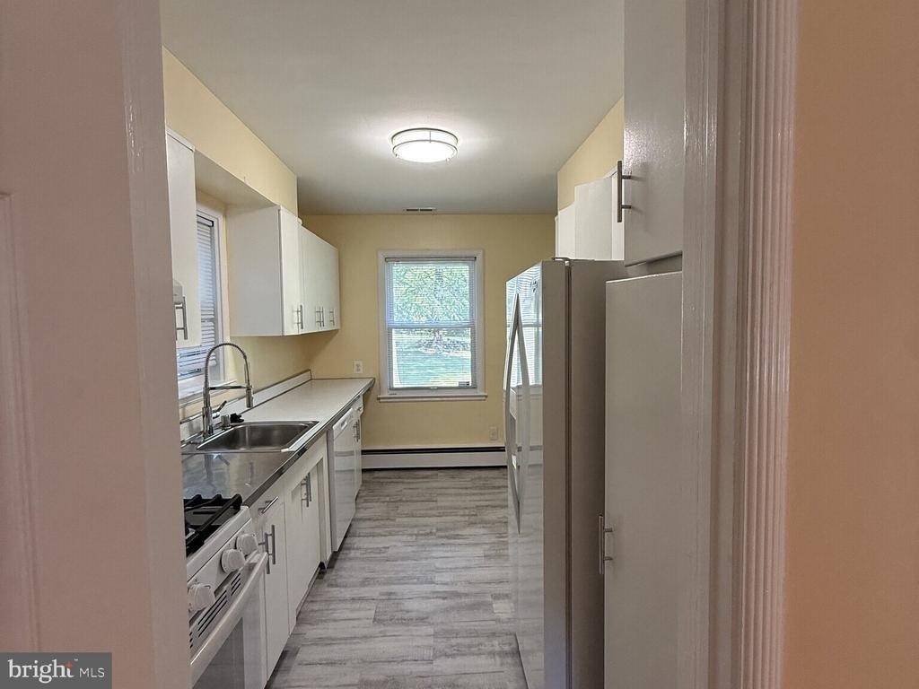 11308 Cedar Lane - Photo 10