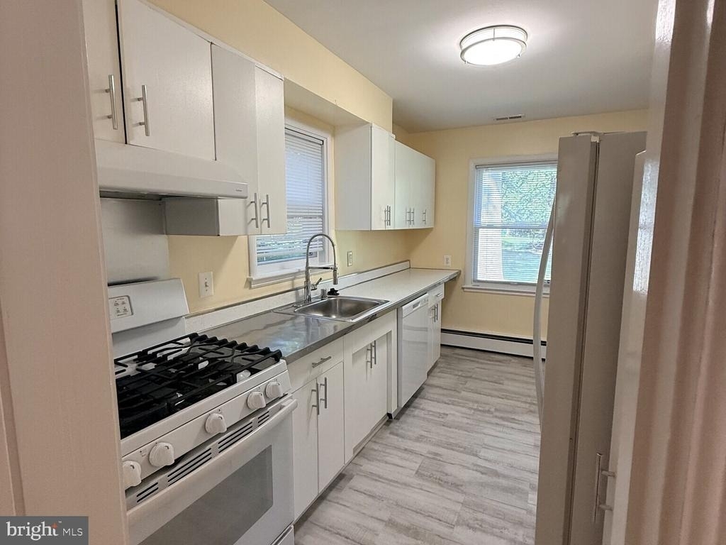 11308 Cedar Lane - Photo 11