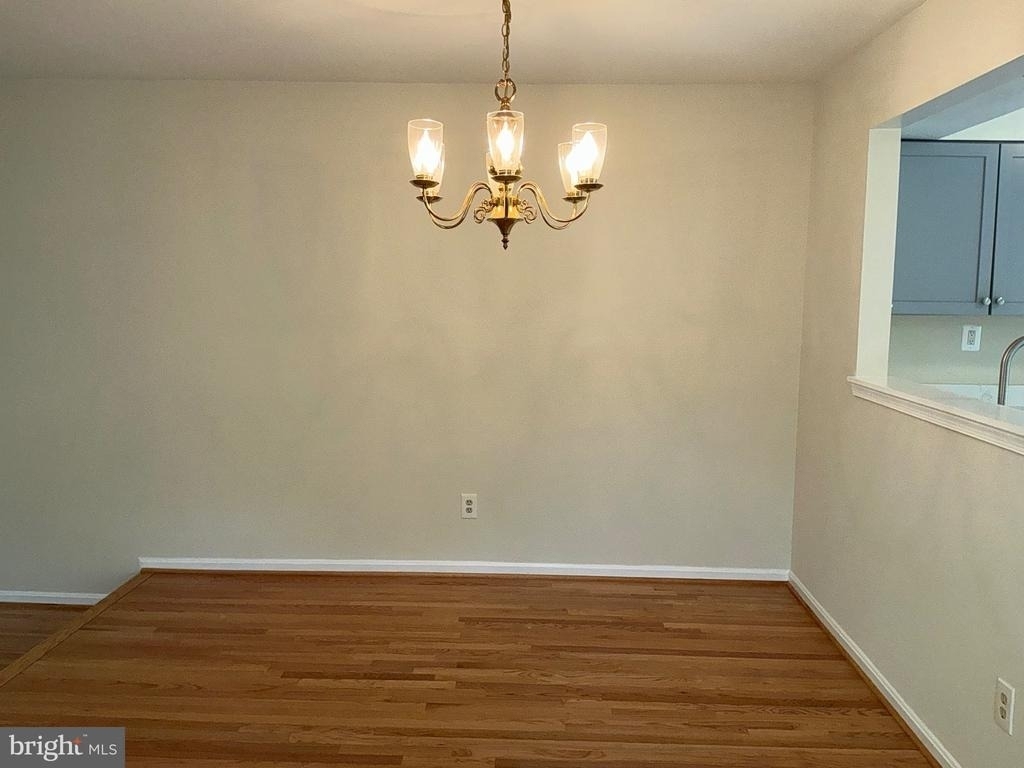 1311 Templeton Place - Photo 8