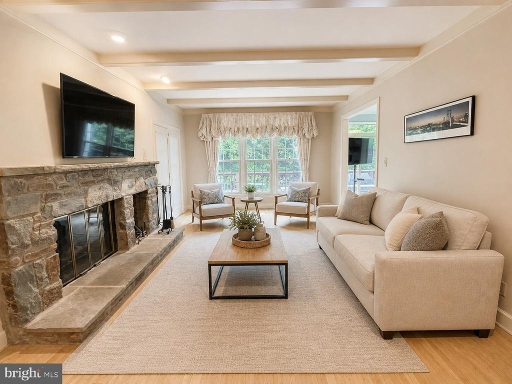 10804 Willow Run Court - Photo 4