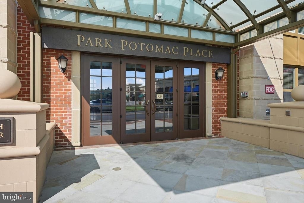 12500 Park Potomac Avenue - Photo 2