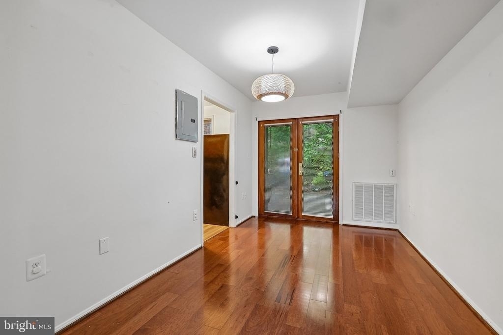 734 Azalea Drive - Photo 6