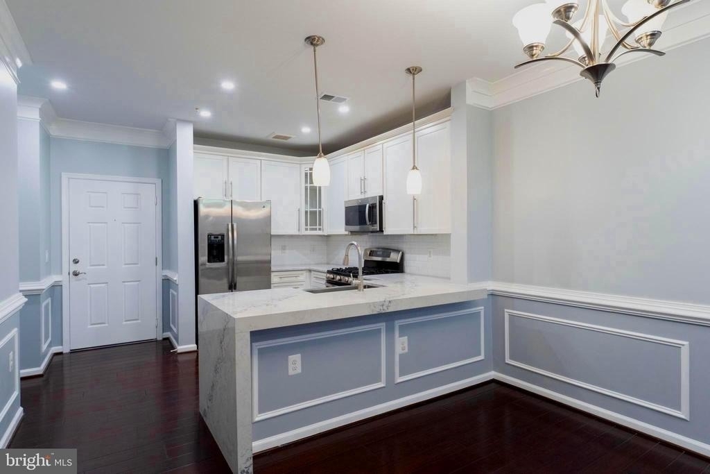 3850 Clara Downey Avenue - Photo 3