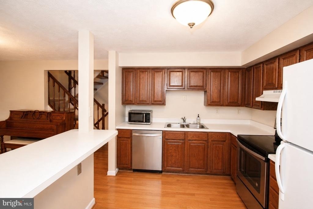 17231 Epsilon Place - Photo 7