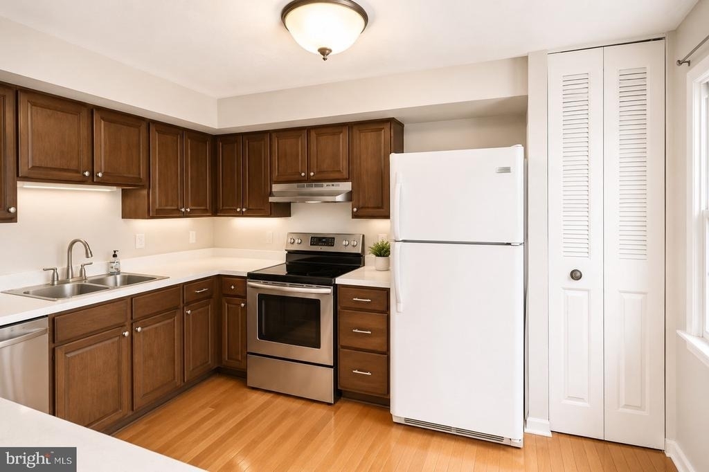 17231 Epsilon Place - Photo 5