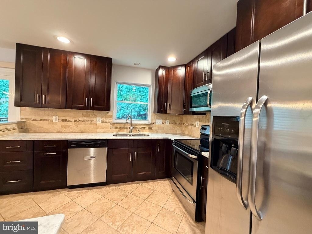 10400 Maywind Court - Photo 8
