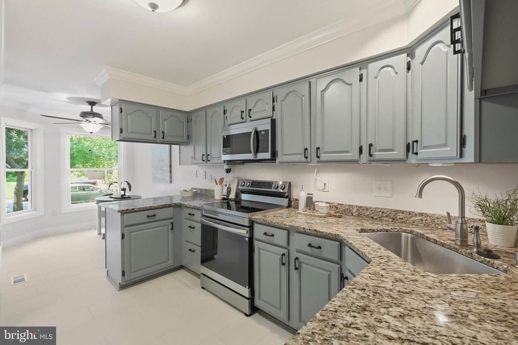 2734 Gingerview Lane - Photo 8
