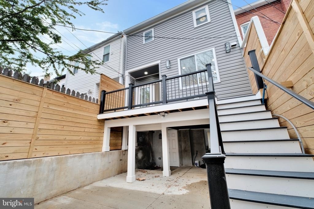 913 L Street Ne - Photo 38