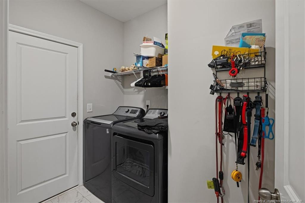 381 Countryside Drive - Photo 6