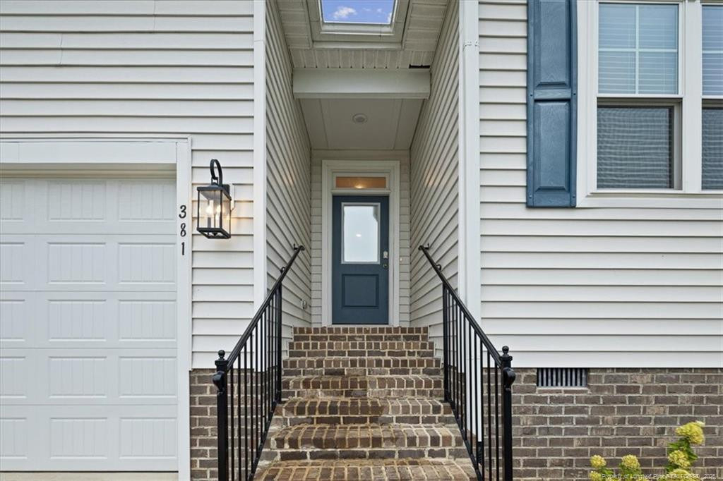 381 Countryside Drive - Photo 1