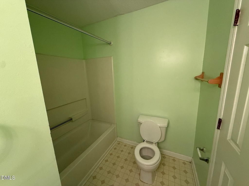 2829 Crestscene Trail - Photo 16