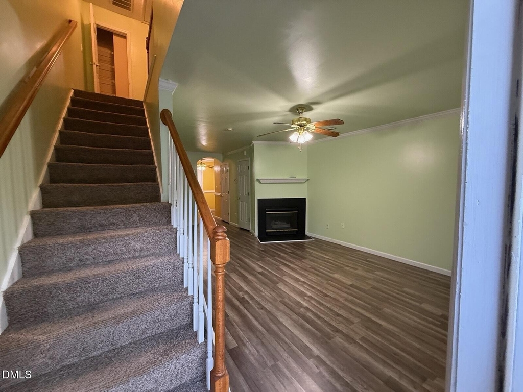 2829 Crestscene Trail - Photo 2