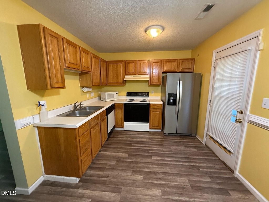 2829 Crestscene Trail - Photo 1