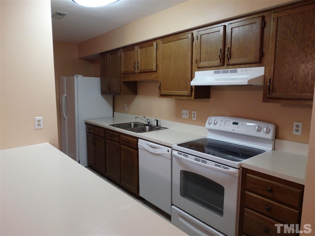 2030 Quaker Landing - Photo 8