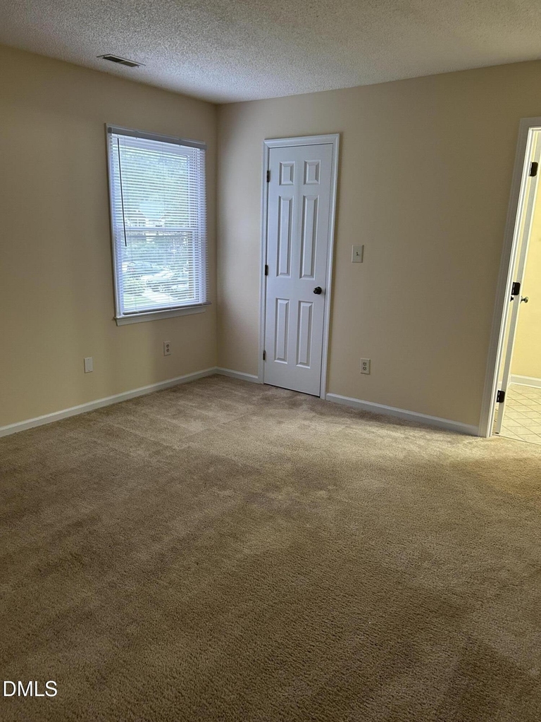 2030 Quaker Landing - Photo 44