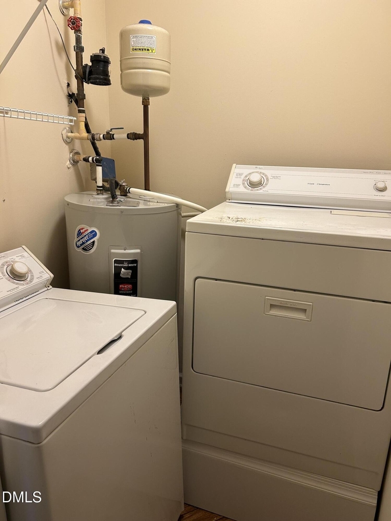 2030 Quaker Landing - Photo 34