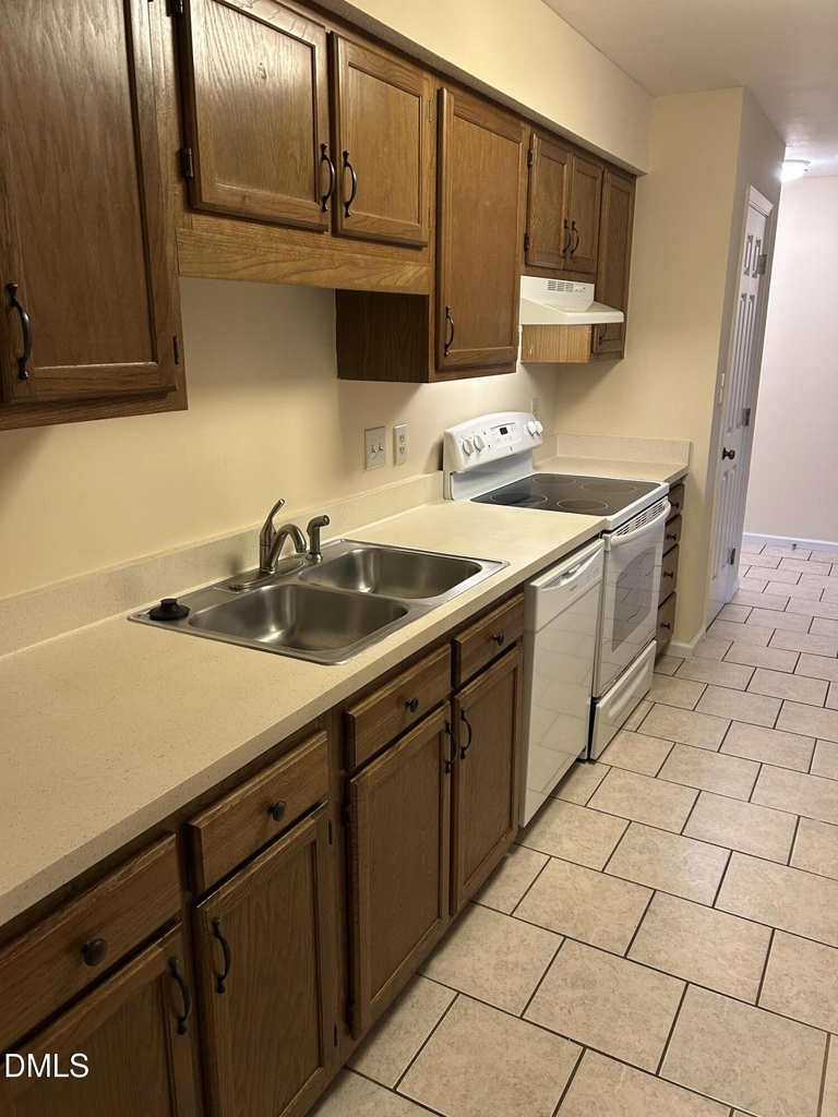 2030 Quaker Landing - Photo 29