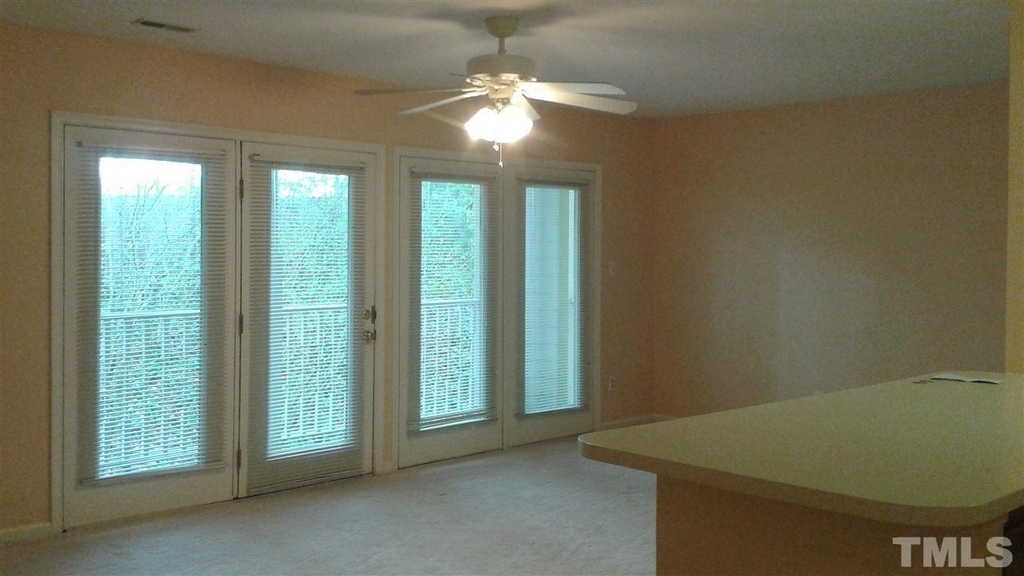 2030 Quaker Landing - Photo 2