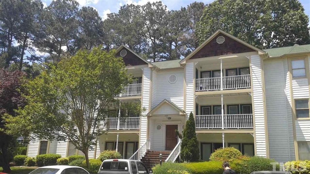 2030 Quaker Landing - Photo 1