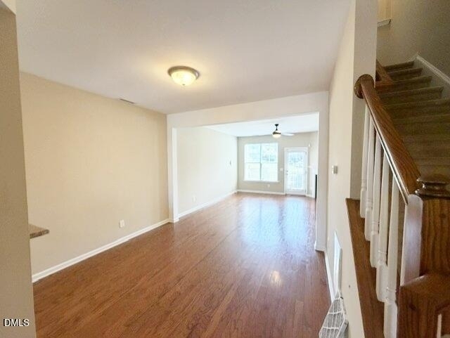100 Stratford Lakes Drive - Photo 2
