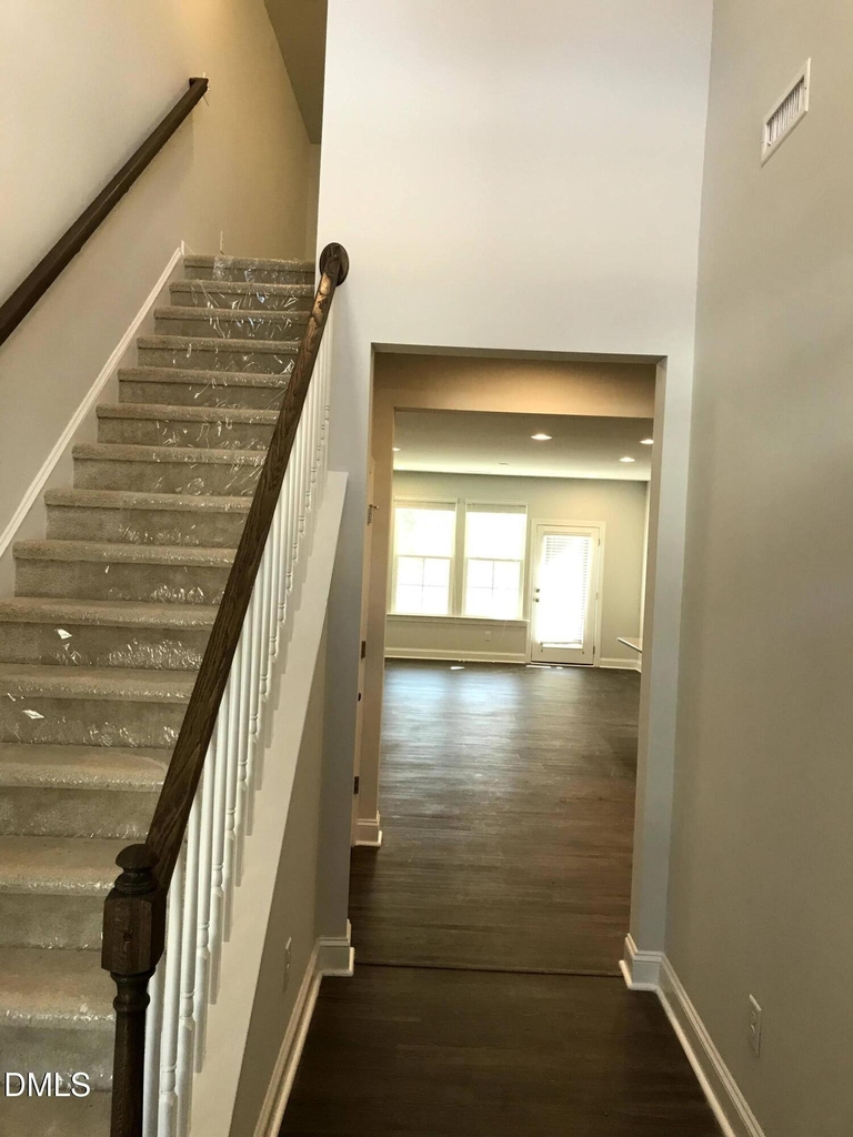 1016 Craigmeade Drive - Photo 3