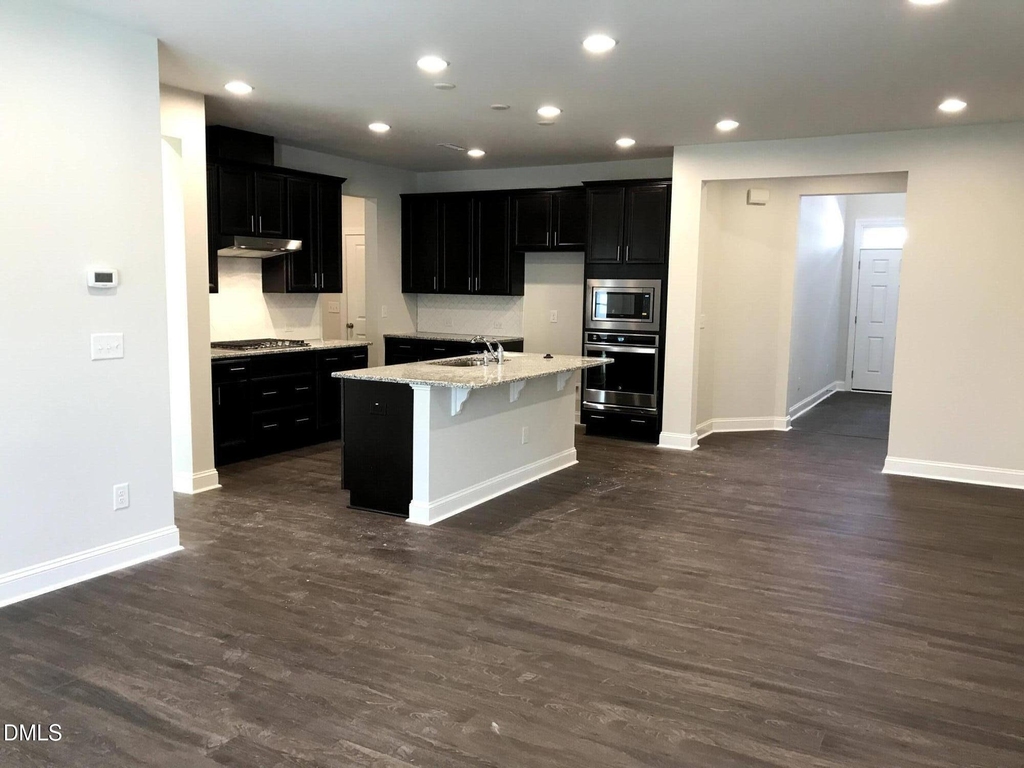 1016 Craigmeade Drive - Photo 2