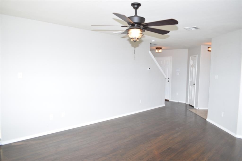 375 Housefinch Loop - Photo 3