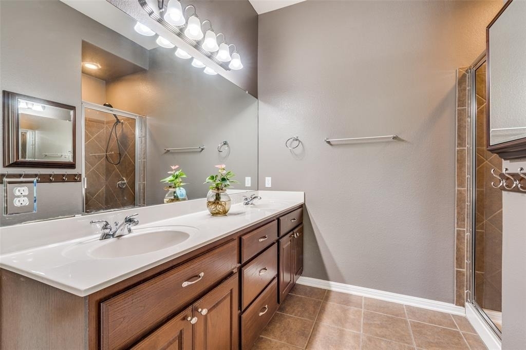 5413 Batak Ln - Photo 9