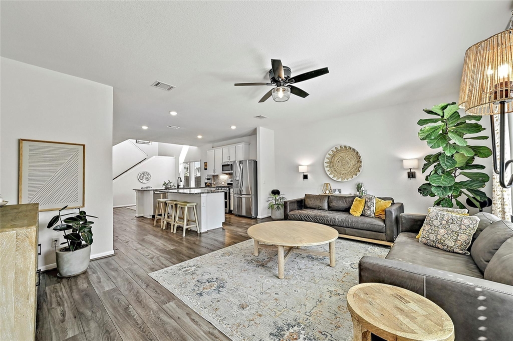 201 Greenthread Dr - Photo 18