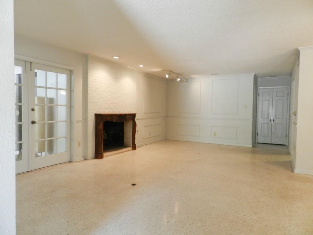 3713 Meredith St - Photo 5
