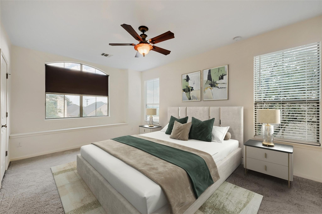 11400 Parmer Ln - Photo 2